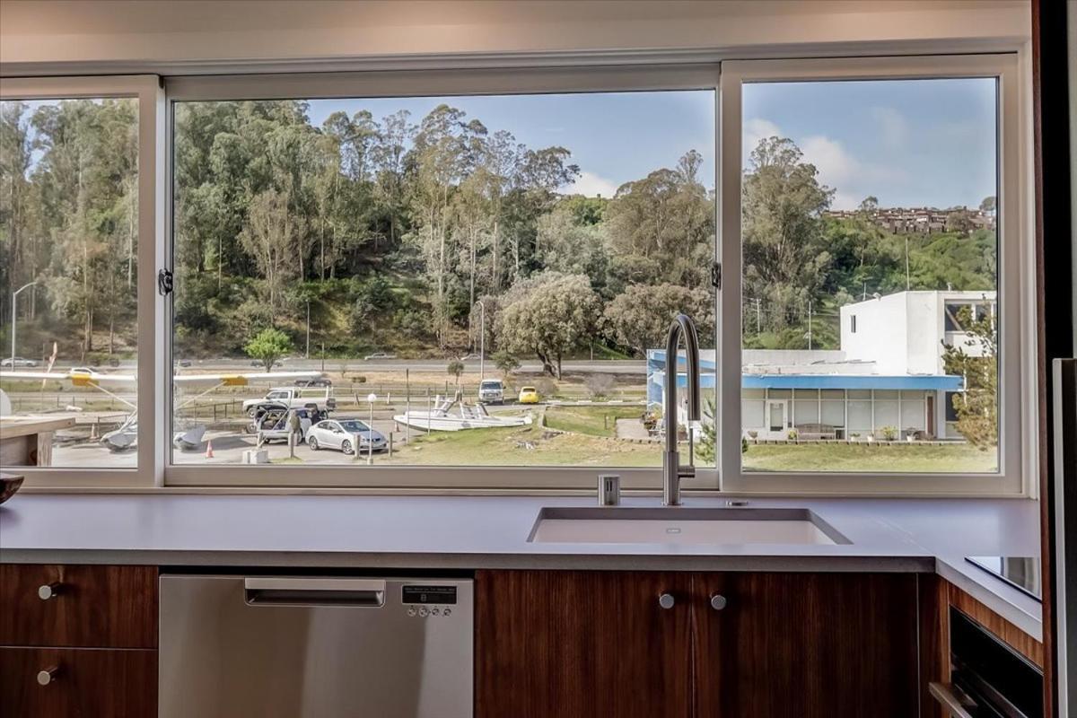 Floating Condos Of Commodore 11 Mill Valley Bagian luar foto