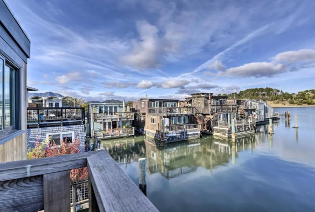 Floating Condos Of Commodore 11 Mill Valley Bagian luar foto