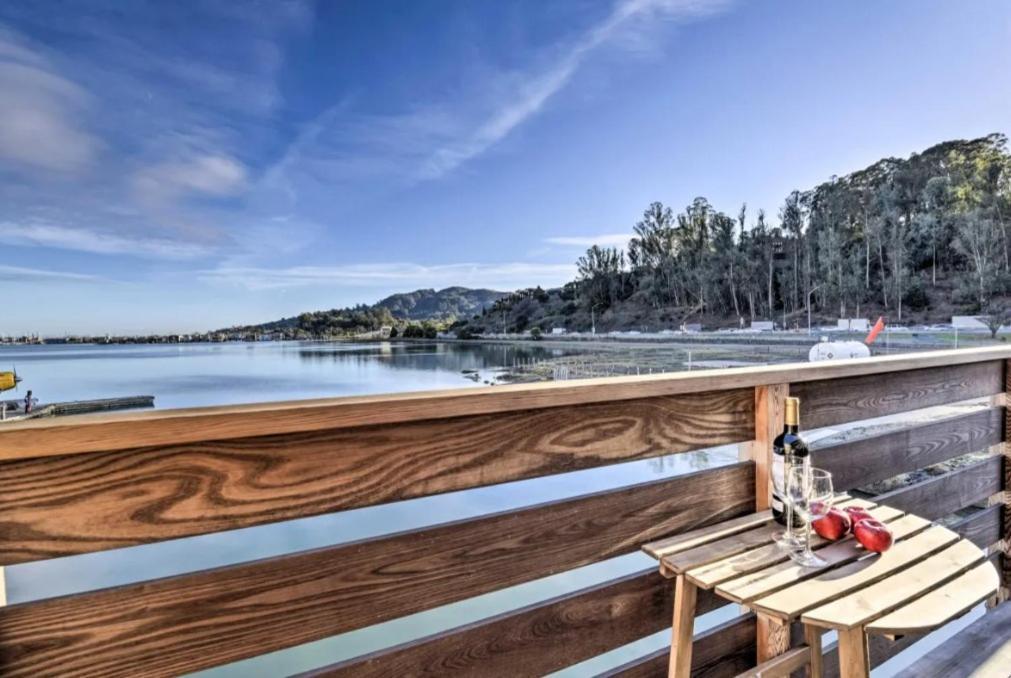 Floating Condos Of Commodore 11 Mill Valley Bagian luar foto