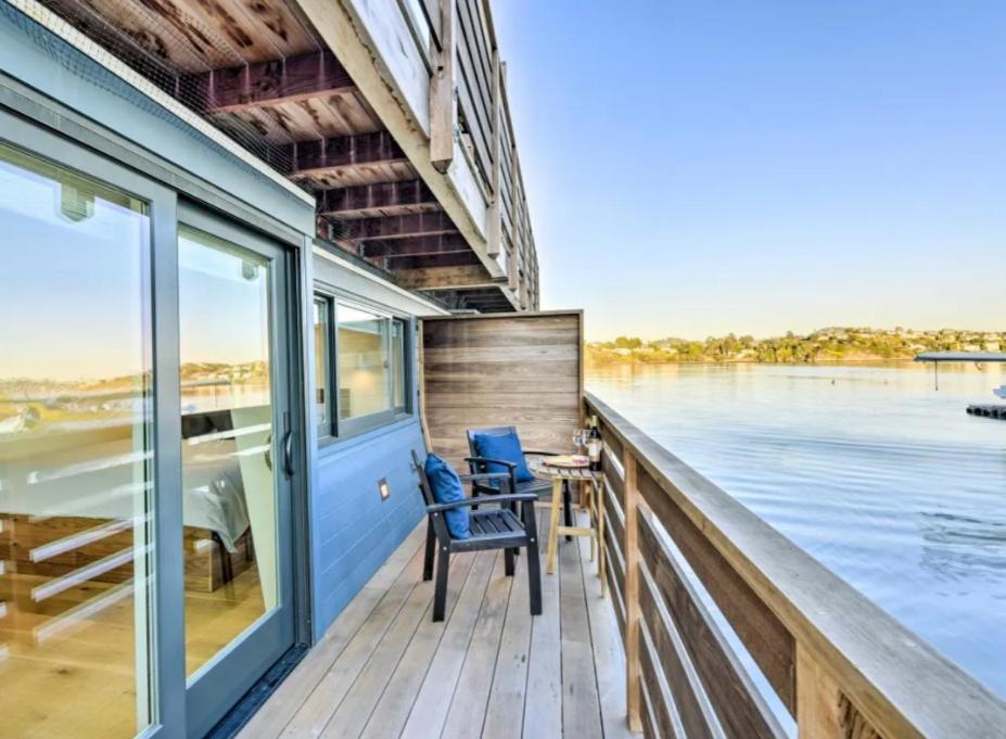 Floating Condos Of Commodore 11 Mill Valley Bagian luar foto